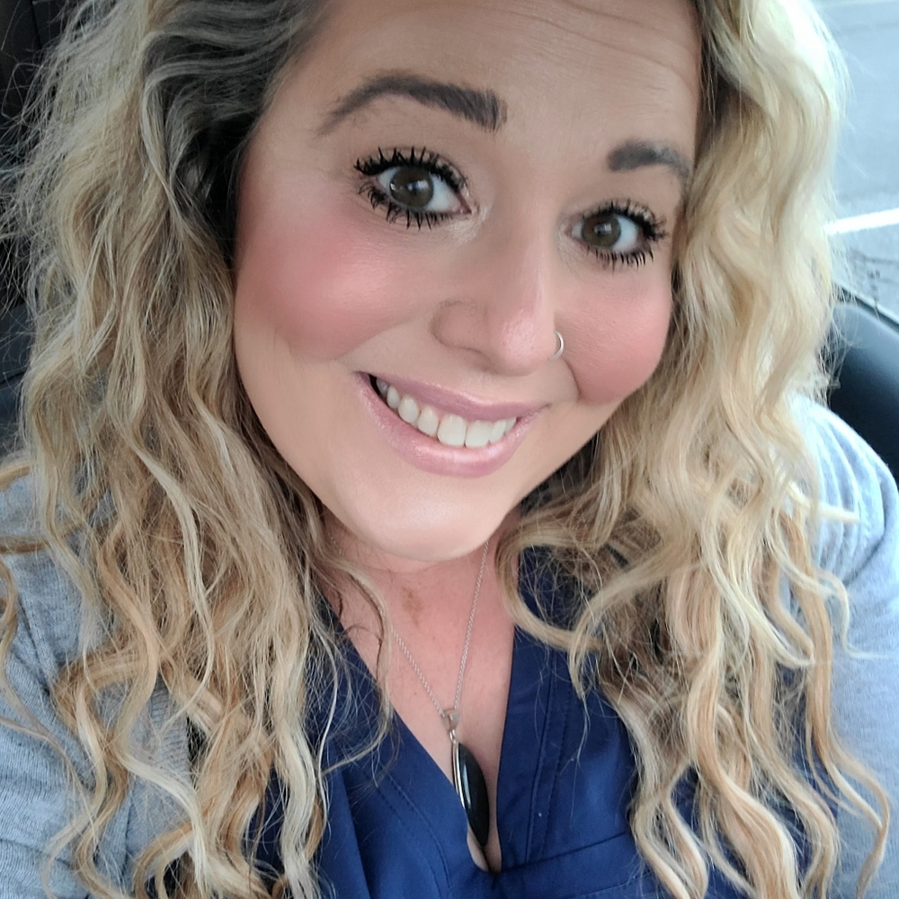 Meet your Posher, Jenn